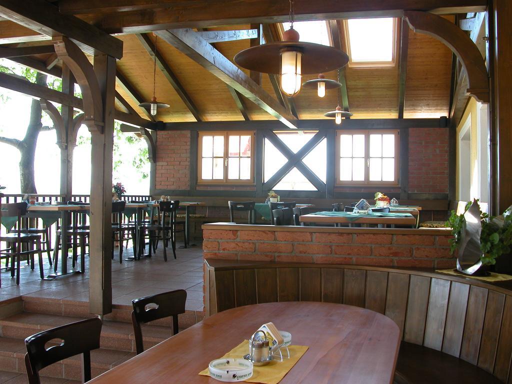 ホテルGasthof Muhr Wirt Z'Bierbaum Gampern エクステリア 写真